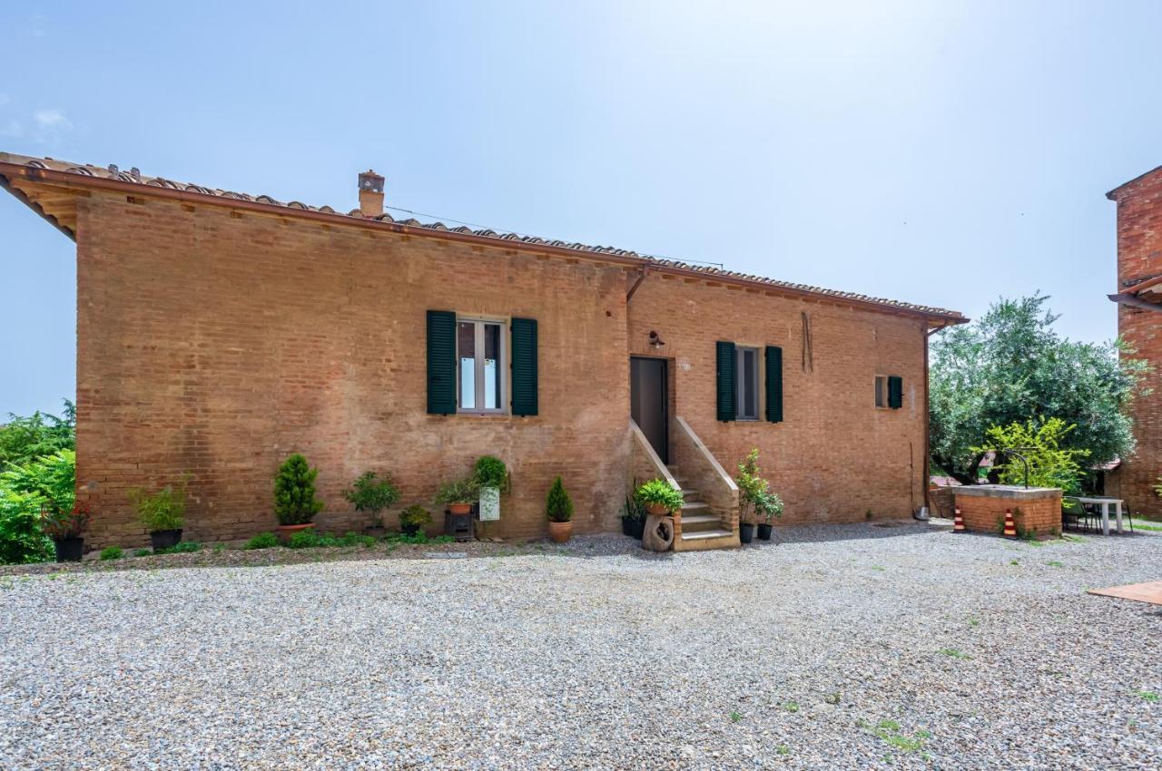 Porta Romana Elegant Apartments With Private Parking! Siena Bagian luar foto
