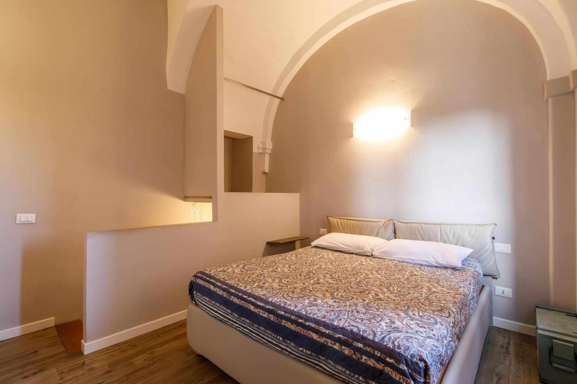 Porta Romana Elegant Apartments With Private Parking! Siena Bagian luar foto